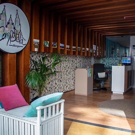 Albergue Compostela Сантьяго-де-Компостела Экстерьер фото