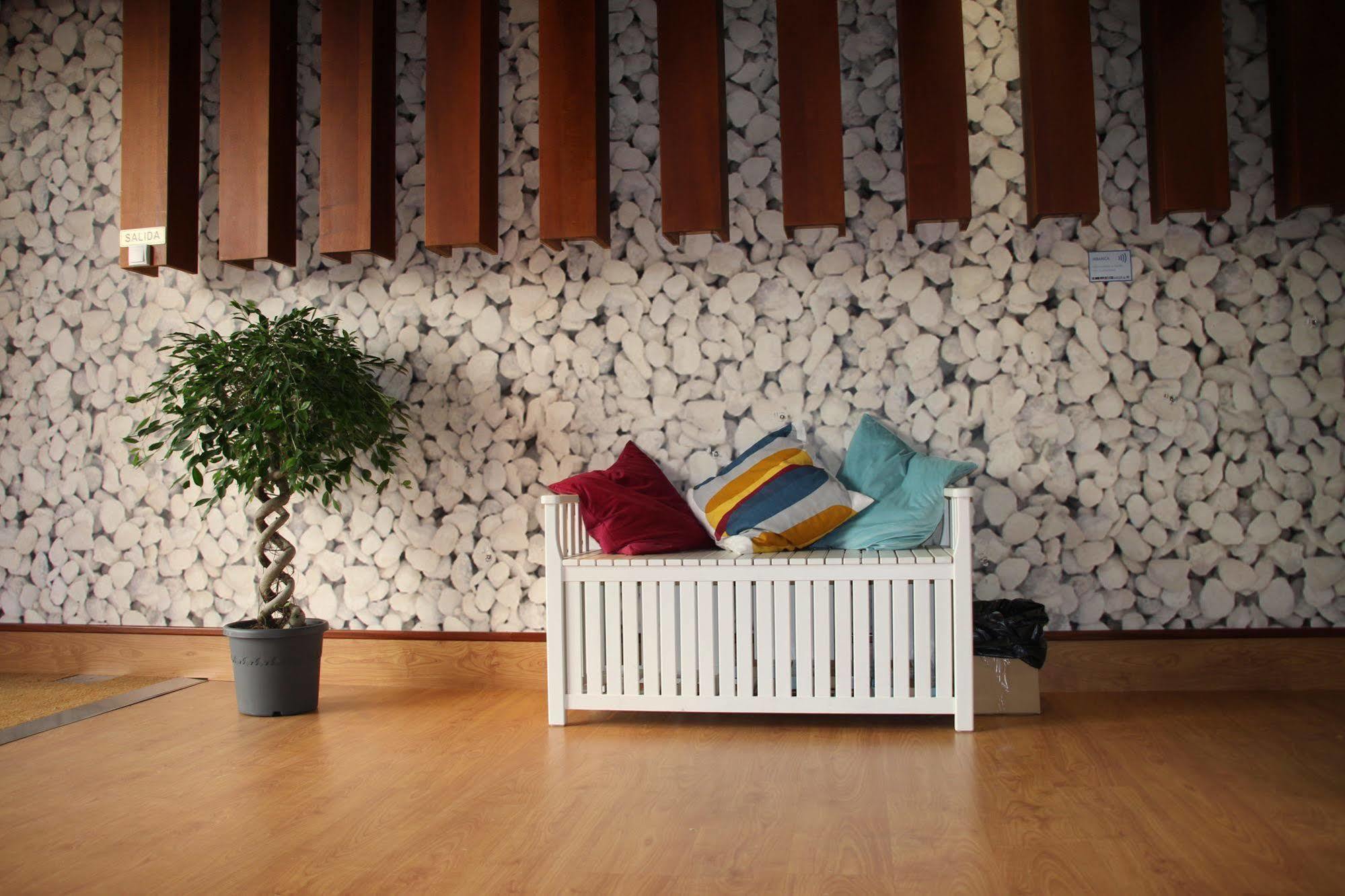Albergue Compostela Сантьяго-де-Компостела Экстерьер фото