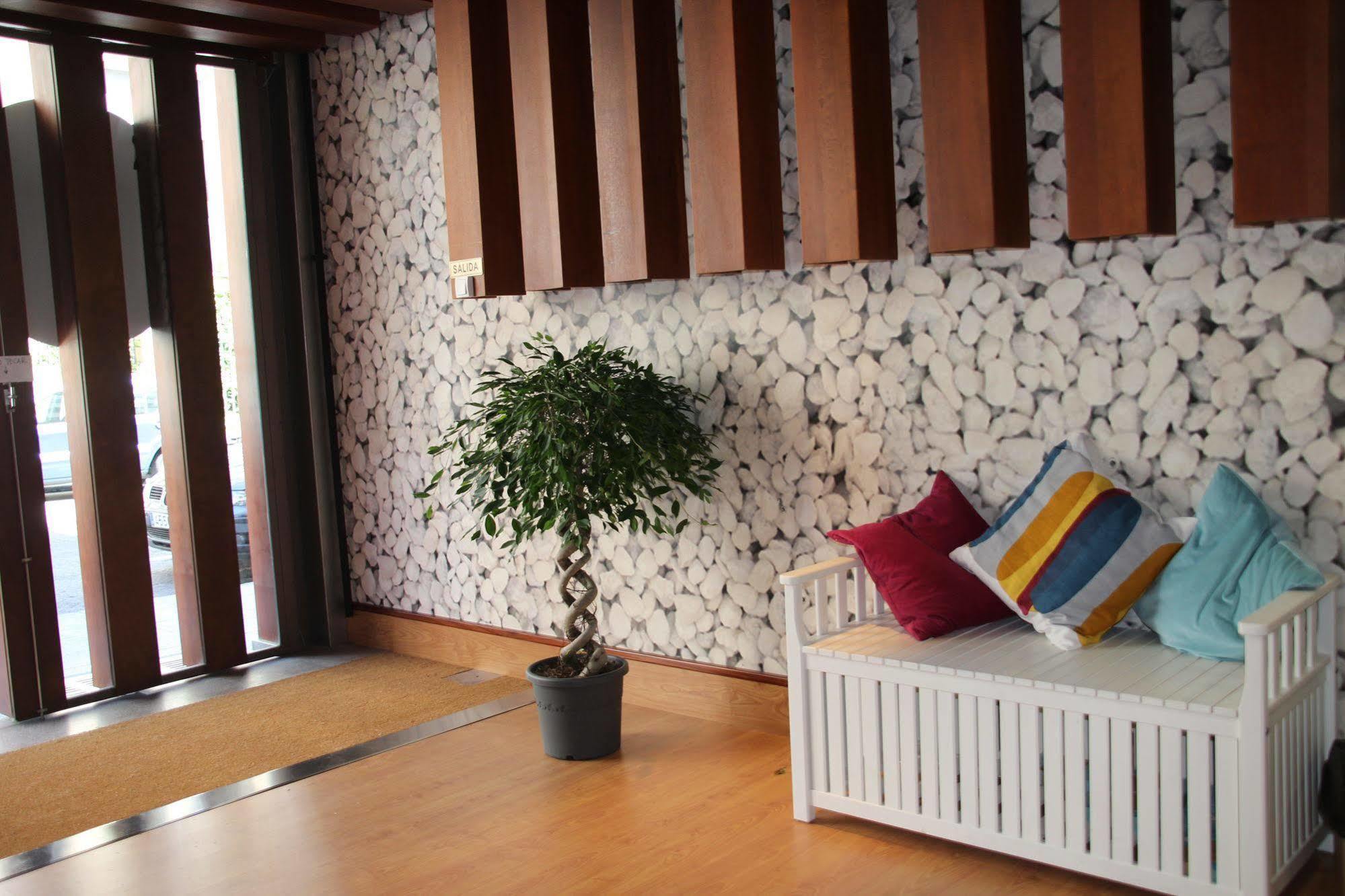 Albergue Compostela Сантьяго-де-Компостела Экстерьер фото