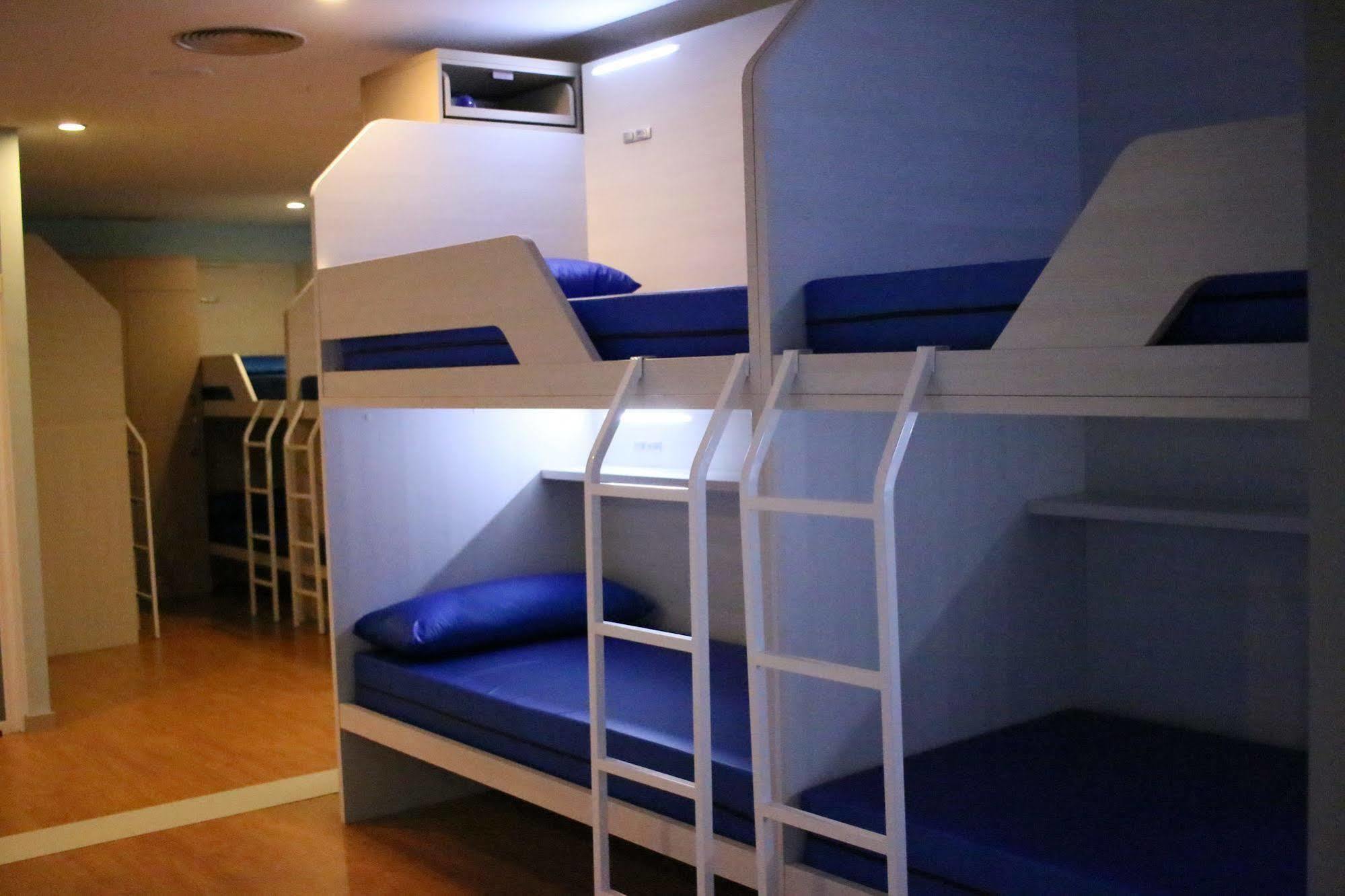 Albergue Compostela Сантьяго-де-Компостела Экстерьер фото